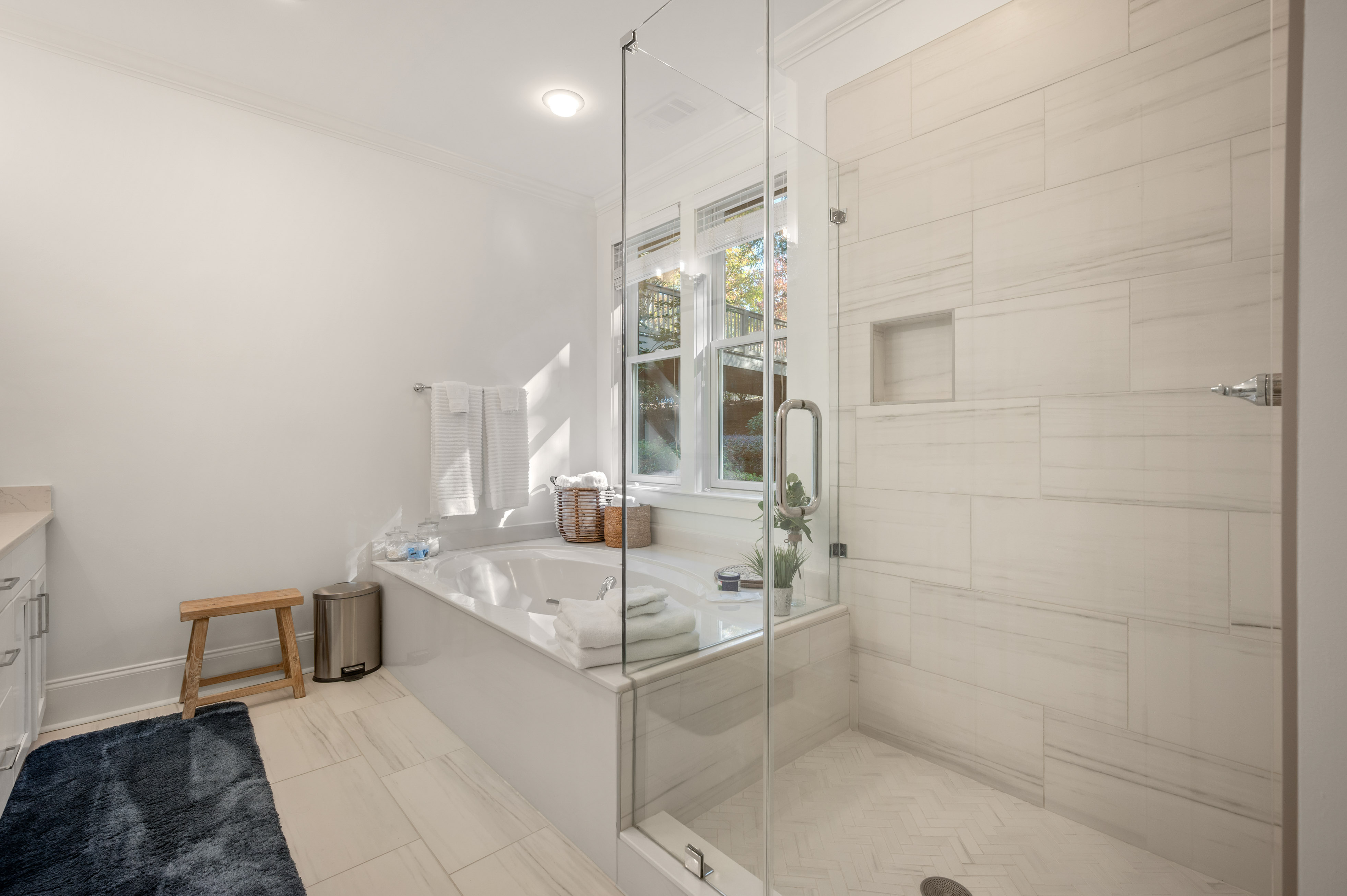 1020A Portage Trail image 18